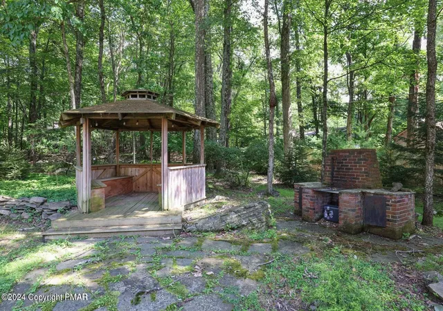 Homes for sale in Cresco, PA | 755 White Oak Rd, Cresco, PA 18326 | MLS# PM-142616