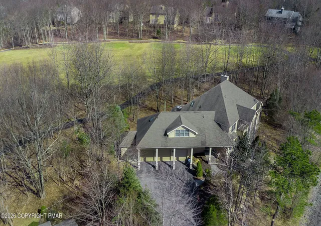 Homes for sale in Pocono Pines, PA | 726 Pinecrest Dr, Pocono Pines, PA 18350 | MLS# PM-142659