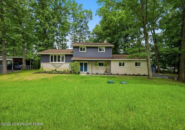 Homes for sale in Stroudsburg, PA | 2004 Linwood Dr, Stroudsburg, PA 18360 | MLS# PM-142718