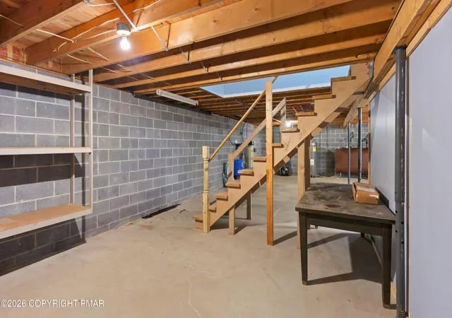 Homes for sale in Saylorsburg, PA | 214 Majestic Dr, Saylorsburg, PA 18353 | MLS# PM-142630