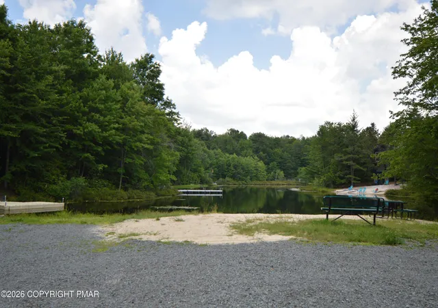 Homes for sale in Long Pond, PA | 106 Archer Dr, Long Pond, PA 18334 | MLS# PM-142699