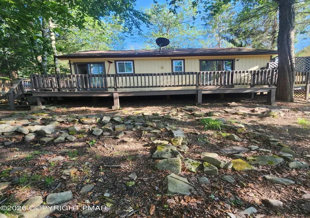 Homes for sale in Tobyhanna, PA | 3434 Primrose Ter, Tobyhanna, PA 18466 | MLS# PM-142646