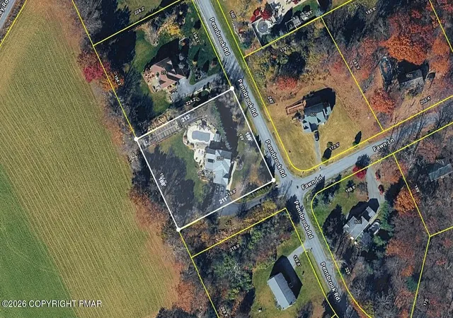 Homes for sale in Stroudsburg, PA | 220 Pennbrook Rd, Stroudsburg, PA 18360 | MLS# PM-142774
