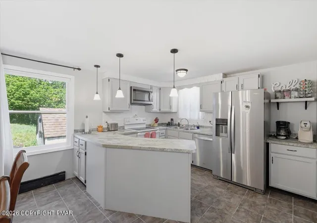 Homes for sale in Tobyhanna, PA | 153 Seminole Trl, Tobyhanna, PA 18466 | MLS# PM-142690