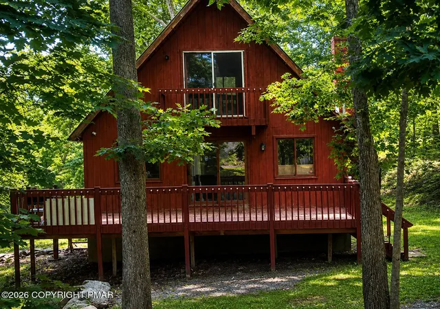 Homes for sale in Bushkill, PA | 175 Salisbury Rd, Bushkill, PA 18324 | MLS# PM-142715