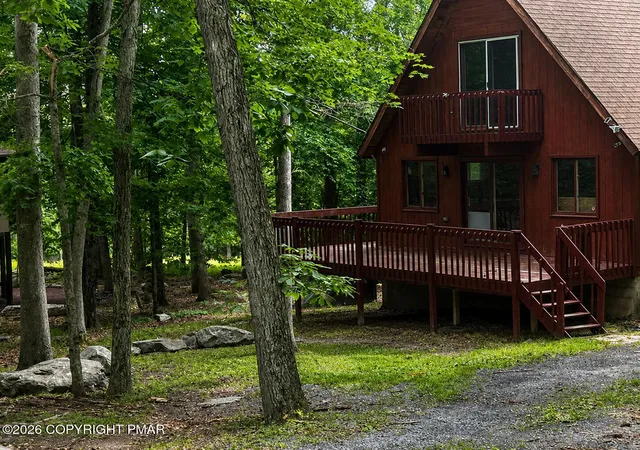 Homes for sale in Bushkill, PA | 175 Salisbury Rd, Bushkill, PA 18324 | MLS# PM-142715