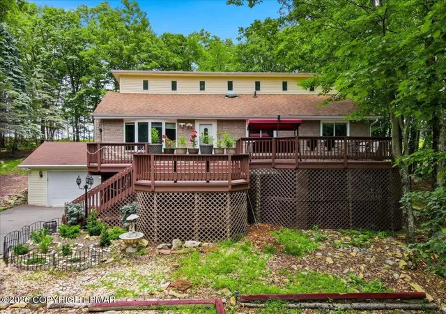 2nd image of 17 Basswood Ct, Albrightsville, PA 18210 | MLS# PM-142979