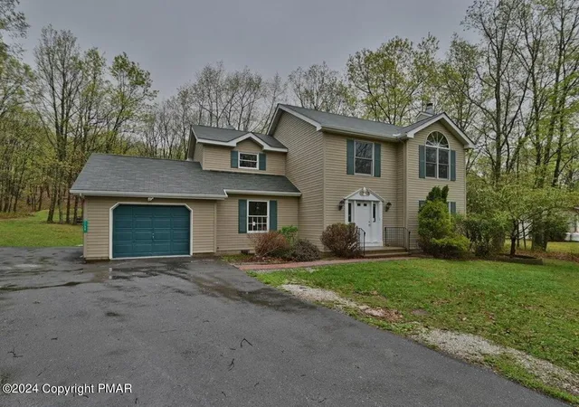 Homes for sale in Effort, PA | 1158 Brian Ln, Effort, PA 18330 | MLS# PM-142743