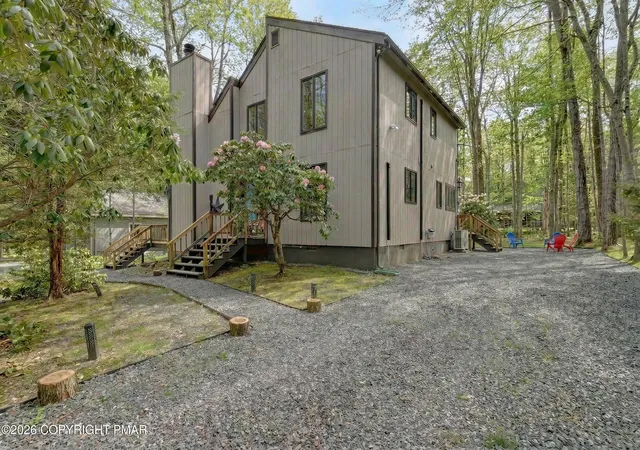 Homes for sale in Pocono Pines, PA | 1173 Deer Run, Pocono Pines, PA 18350 | MLS# PM-142717