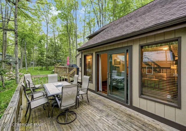 3rd image of 1173 Deer Run, Pocono Pines, PA 18350 | MLS# PM-142717