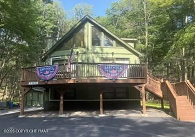 Homes for sale in Pocono Lake, PA | 176 Mountain View Dr, Pocono Lake, PA 18347 | MLS# PM-142707