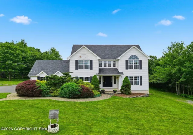 Homes for sale in Blakeslee, PA | 1855 Sun Valley Dr, Blakeslee, PA 18610 | MLS# PM-142709