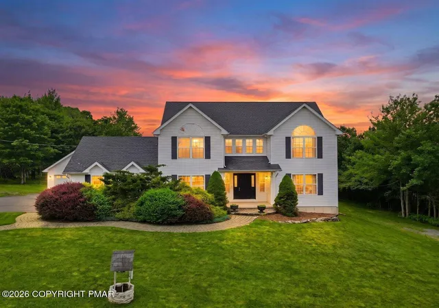 Homes for sale in Blakeslee, PA | 1855 Sun Valley Dr, Blakeslee, PA 18610 | MLS# PM-142709