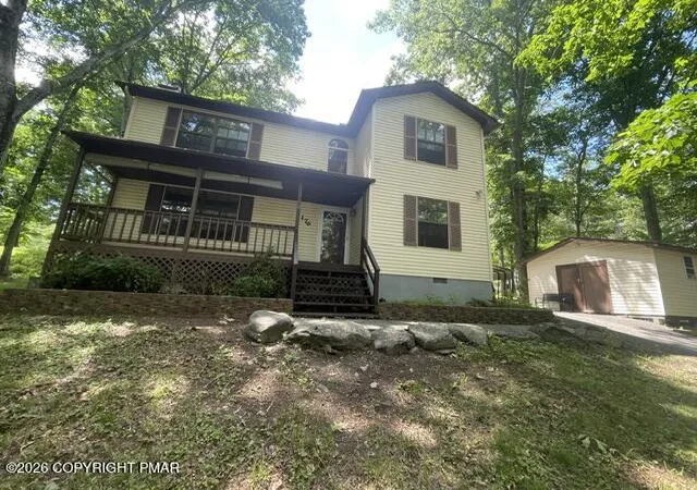 Homes for sale in Bushkill, PA | 176 Suter Dr, Bushkill, PA 18324 | MLS# PM-142710