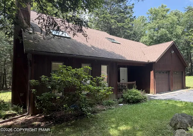 Homes for sale in Tobyhanna, PA | 1232 Chandus Wy, Tobyhanna, PA 18466 | MLS# PM-142745