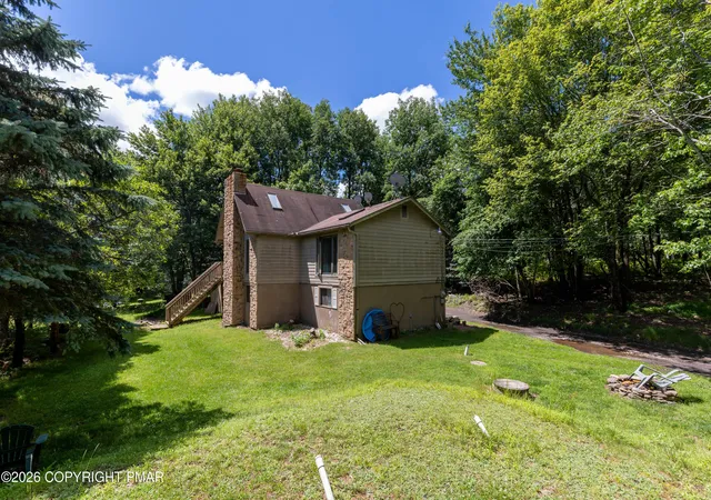Homes for sale in Long Pond, PA | 230 Ash Dr, Long Pond, PA 18334 | MLS# PM-142937