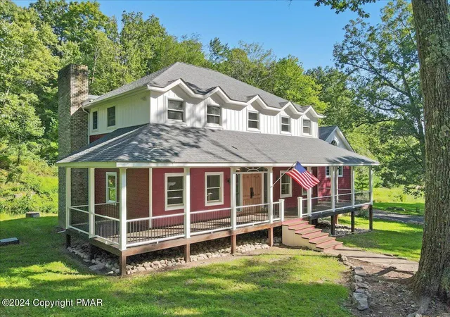 Homes for sale in Effort, PA | 333 Merwinsburg Rd, Effort, PA 18330 | MLS# PM-142739