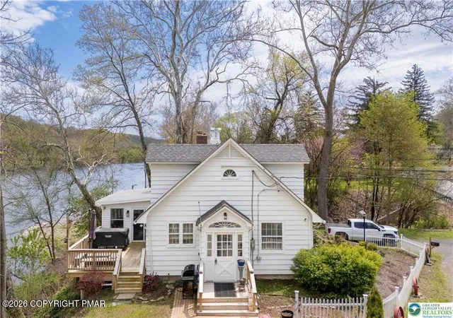 Photo 2 of Single family home for sale at 3325 River Rd, Mount Bethel, PA 18343 | MLS# PM-142779 | Listing updated on 2026-07-20