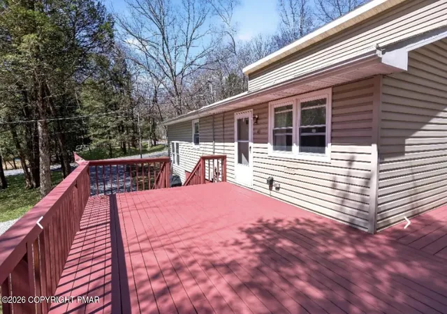 Homes for sale in Albrightsville, PA | 41 Watauga Ln, Albrightsville, PA 18210 | MLS# PM-142734