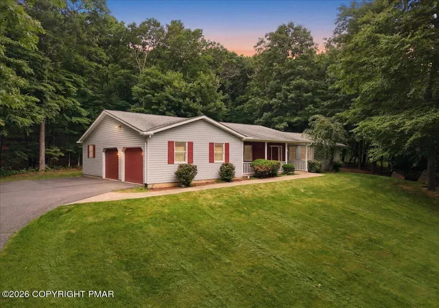 Homes for sale in Effort, PA | 209 Foothill Blvd, Effort, PA 18330 | MLS# PM-142984