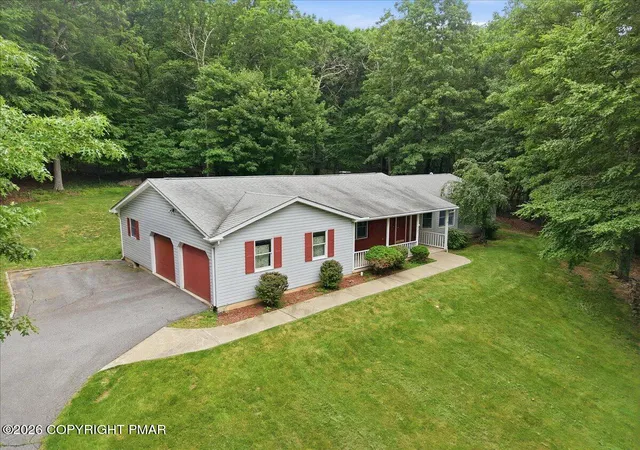 Homes for sale in Effort, PA | 209 Foothill Blvd, Effort, PA 18330 | MLS# PM-142984