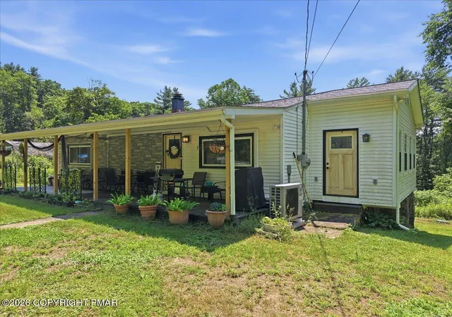 Photo 4 of Sale Pending at 156 Old Ml Rd, Dalton, PA 18414 | MLS# PM-142744 | Listing updated on 2026-09-03