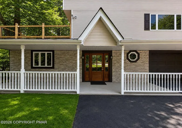 3rd image of 297 Hyland Dr, East Stroudsburg, PA 18301 | MLS# PM-142841