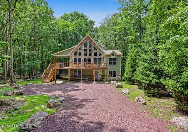 Homes for sale in Lake Harmony, PA | 9 Skye Dr, Lake Harmony, PA 18624 | MLS# PM-142751