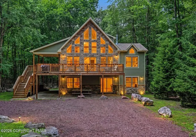 Homes for sale in Lake Harmony, PA | 9 Skye Dr, Lake Harmony, PA 18624 | MLS# PM-142751