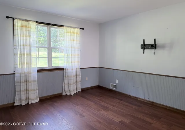 Photo 4 of Single family home for sale at 5191 Spring Dr, Swiftwater, PA 18370 | MLS# PM-142750 | Listing updated on 2026-08-22