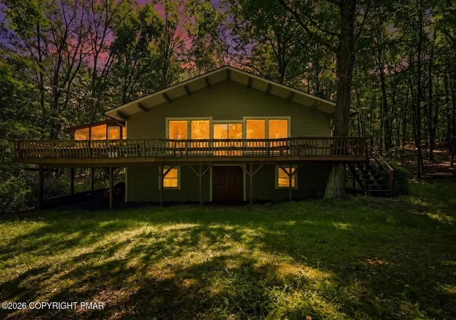 Homes for sale in Bushkill, PA | 166 Pheasant Run, Bushkill, PA 18324 | MLS# PM-142759