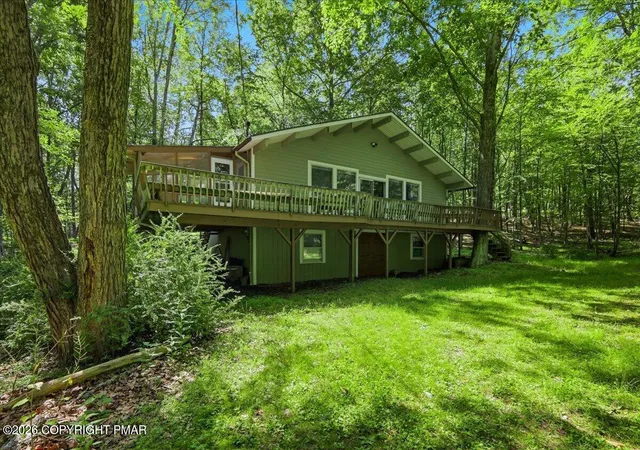 Homes for sale in Bushkill, PA | 166 Pheasant Run, Bushkill, PA 18324 | MLS# PM-142759