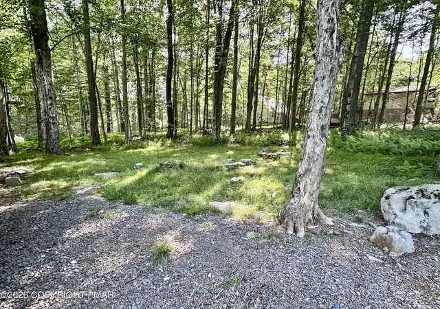 Homes for sale in Pocono Lake, PA | 135 Oswayo Dr, Pocono Lake, PA 18347 | MLS# PM-142777