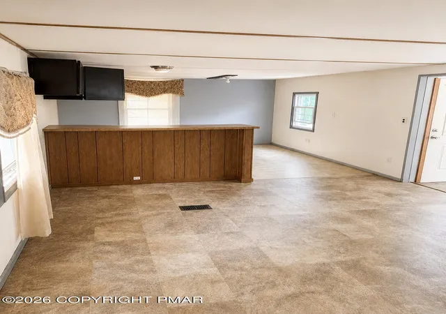 Photo 3 of Manufactured home for sale at 206 Winter Way, Saylorsburg, PA 18353 | MLS# PM-142817 | Listing updated on 2026-07-28