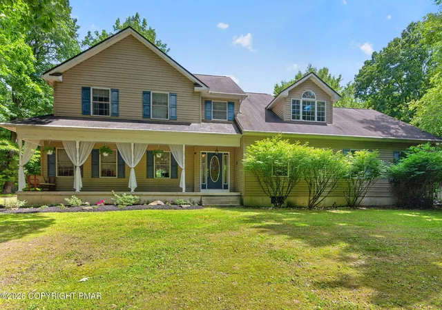Homes for sale in Saylorsburg, PA | 539 Pheasant Rd, Saylorsburg, PA 18353 | MLS# PM-142910