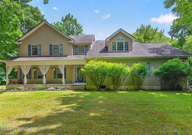 Homes for sale in Saylorsburg, PA | 539 Pheasant Rd, Saylorsburg, PA 18353 | MLS# PM-142910
