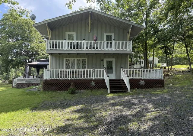 Homes for sale in Bushkill, PA | 177 Purple Martin Dr, Bushkill, PA 18324 | MLS# PM-142890