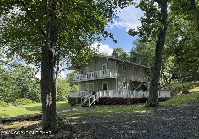 Photo 2 of Single family home for sale at 177 Purple Martin Dr, Bushkill, PA 18324 | MLS# PM-142890 | Listing updated on 2026-08-16