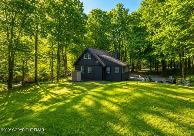 Photo 3 of Single Family Residence at 105 Lyman Ln, Gouldsboro, PA 18424 | MLS# PM-142829 | | Sold on 2026-08-25