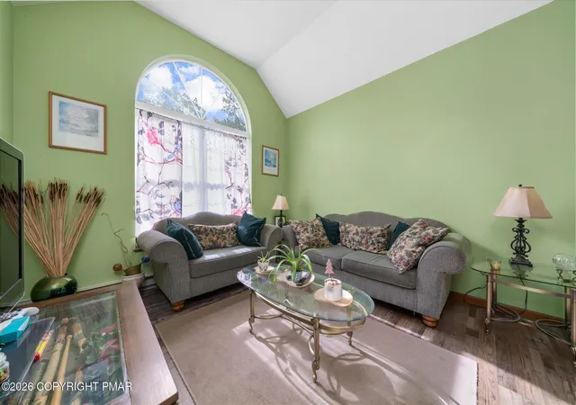 Homes for sale in Tobyhanna, PA | 2122 Onondaga Wy, Tobyhanna, PA 18466 | MLS# PM-142858