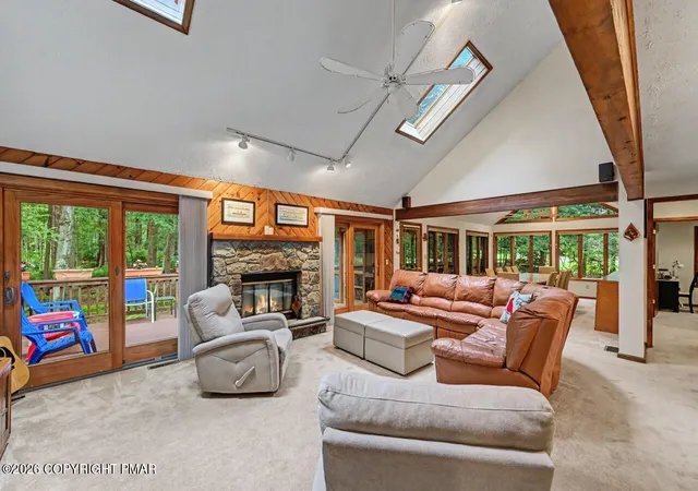Homes for sale in Pocono Pines, PA | 6135 Lakeview Dr, Pocono Pines, PA 18350 | MLS# PM-142960