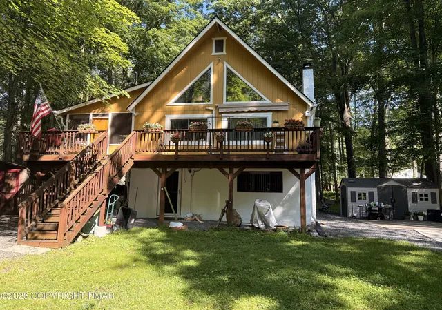 Homes for sale in Pocono Lake, PA | 109 Marthas Ln, Pocono Lake, PA 18347 | MLS# PM-142864