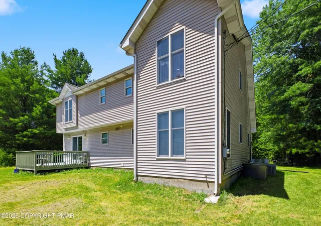 Homes for sale in Long Pond, PA | 2241 Long Pond Rd, Long Pond, PA 18334 | MLS# PM-142856