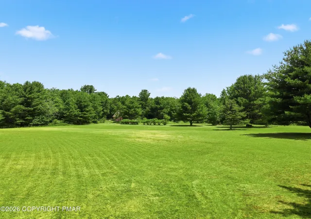 Homes for sale in Long Pond, PA | 2241 Long Pond Rd, Long Pond, PA 18334 | MLS# PM-142856