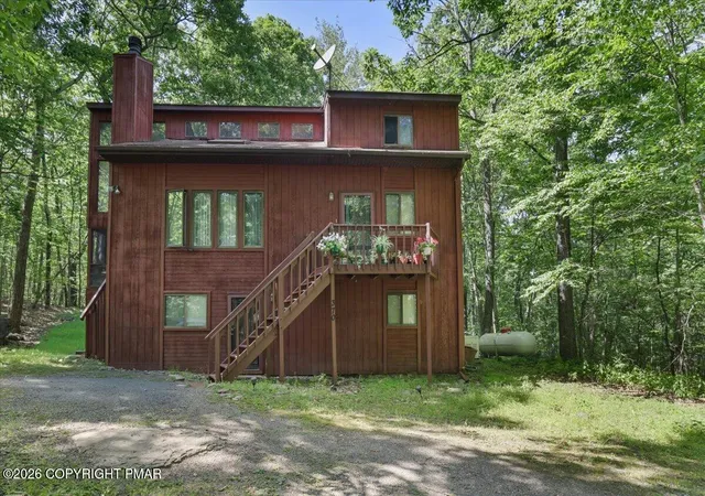 Photo 1 of Single family home for sale at 158 Saunders Dr, Bushkill, PA 18324 | MLS# PM-142868 | Listing updated on 2026-08-03