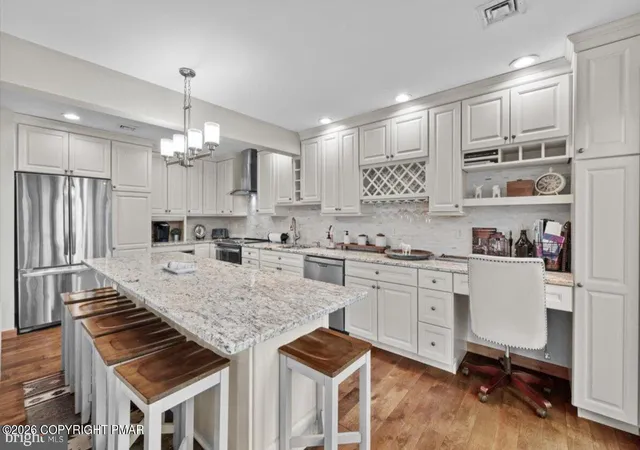 Homes for sale in Tannersville, PA | 155 Pine Ct #E, Tannersville, PA 18372 | MLS# PM-142897