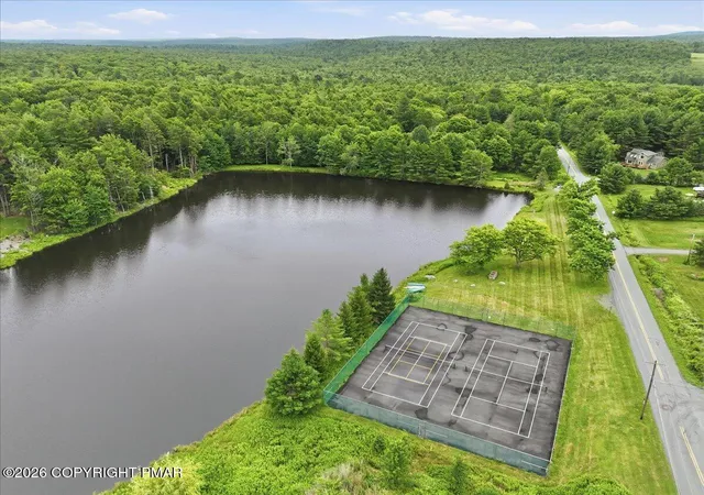 Homes for sale in Pocono Lake, PA | 303 Sir Bradford Rd, Pocono Lake, PA 18347 | MLS# PM-142904