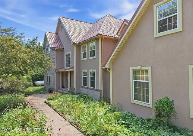 Homes for sale in Stroudsburg, PA | 183 Chatham Hill Rd, Stroudsburg, PA 18360 | MLS# PM-142907