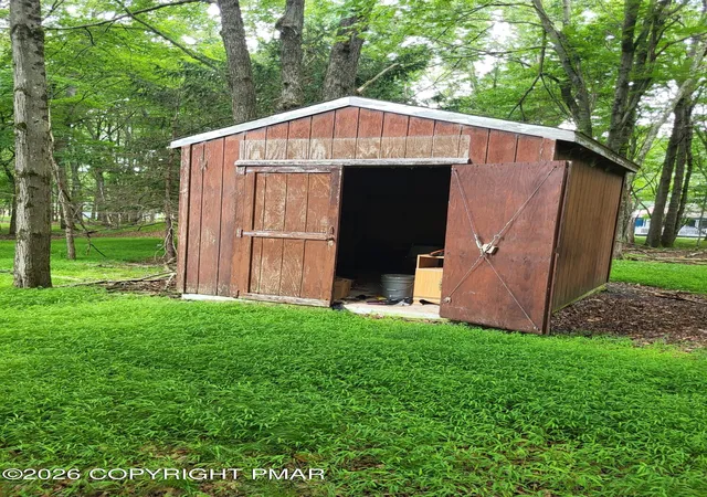 Homes for sale in Albrightsville, PA | 21 Foothill Rd, Albrightsville, PA 18210 | MLS# PM-142901