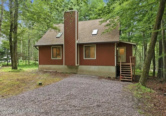 Homes for sale in Pocono Lake, PA | 220 Muskwink Dr, Pocono Lake, PA 18347 | MLS# PM-142919